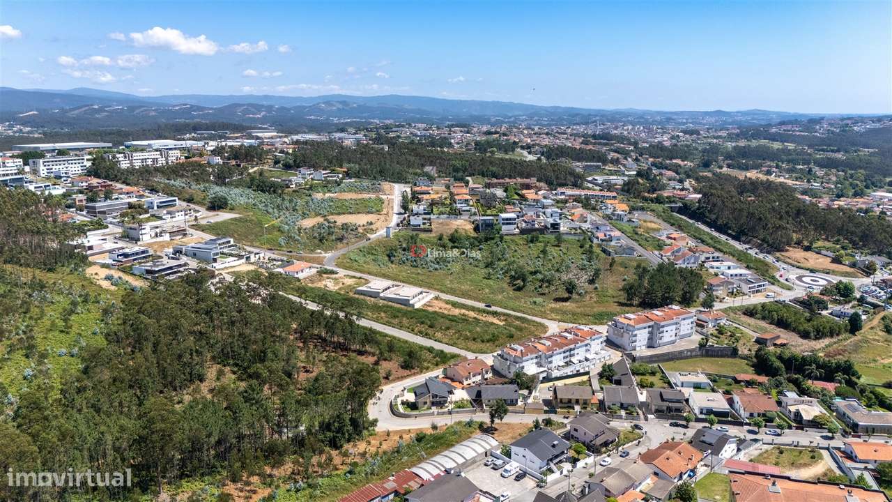 Moradia Isolada T4 Venda em Santa Maria da Feira, Travanca, Sanfins e-58
