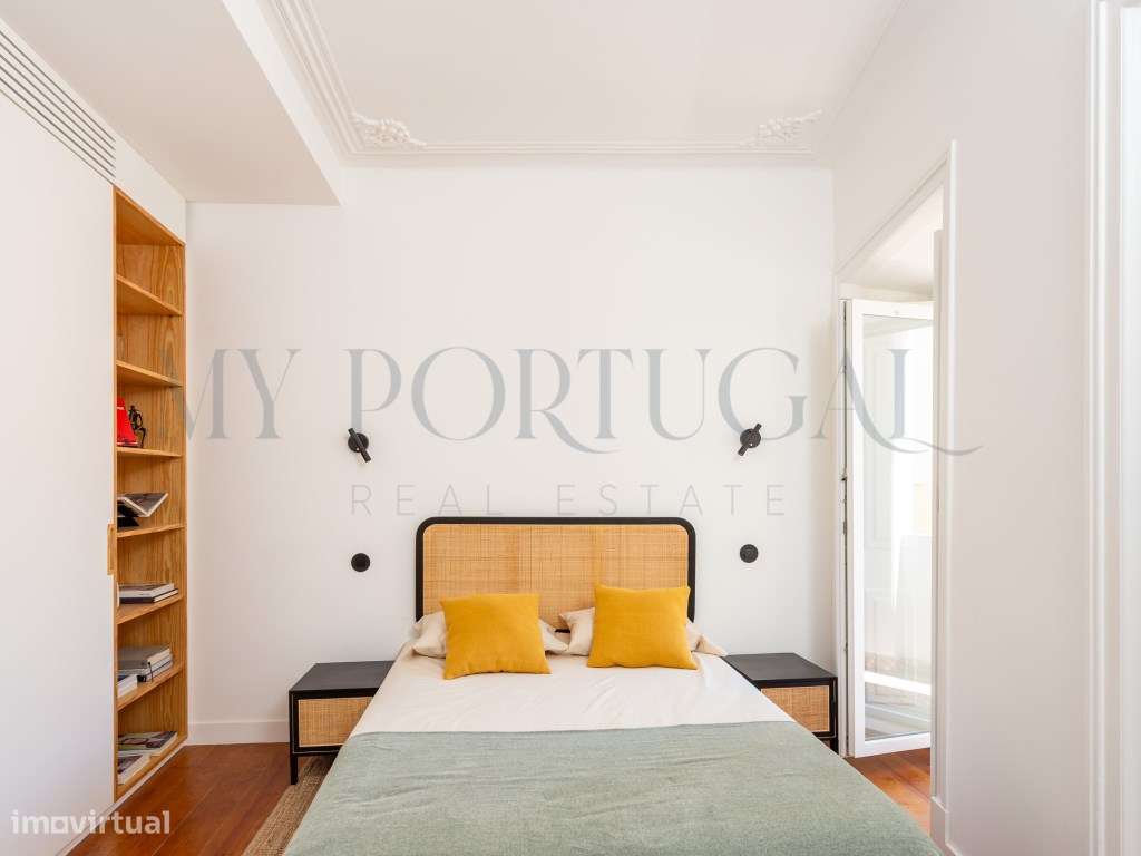 Conforto Urbano num T1 totalmente remodelado com varanda no coração...-24