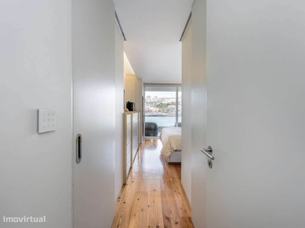 T3, como novo, vista rio no Cais do Cavaco-23