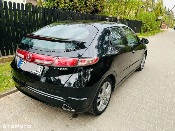 Honda Civic 1.8 GT Special Edition - 6