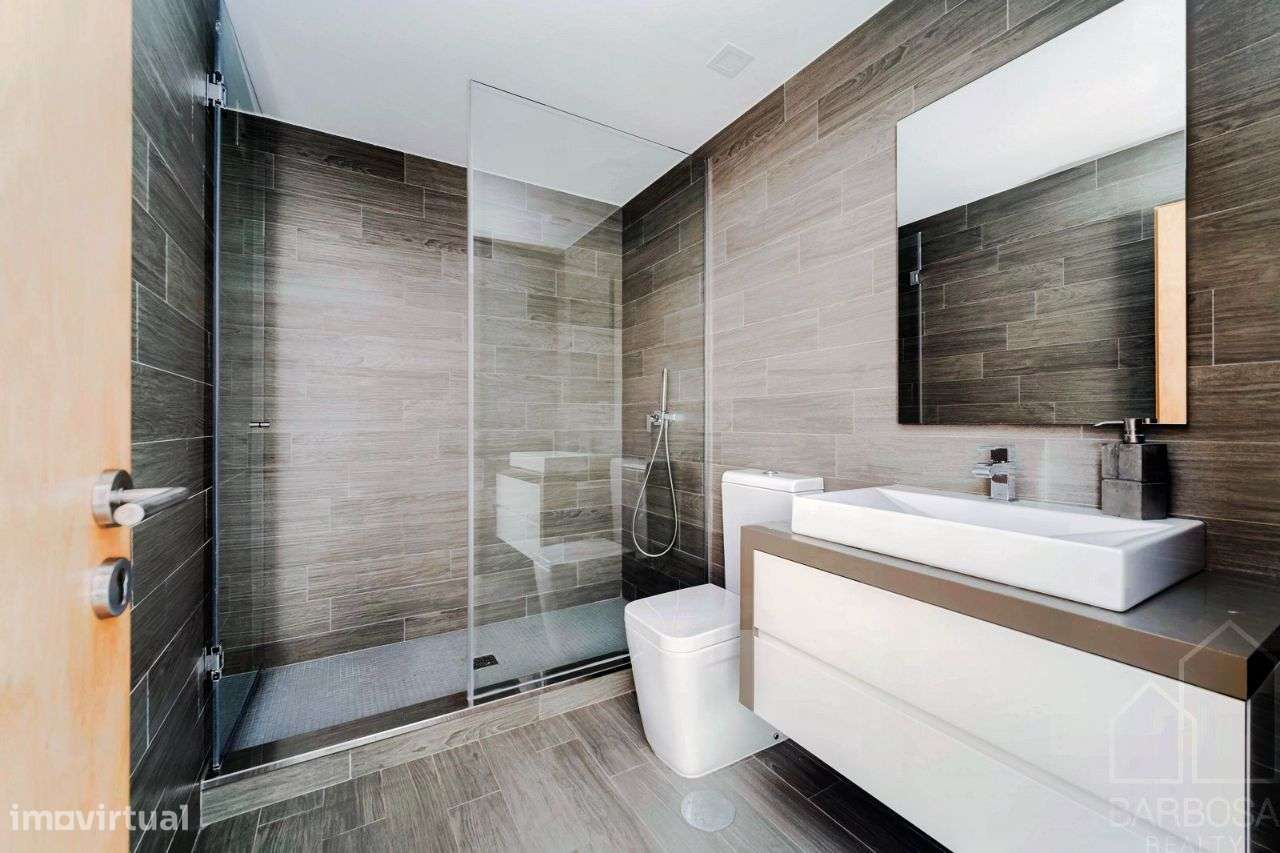 V.N.Gaia - Fantástica V4 (4 suites) c/430m2, piscina - Lote c/1370m2-56