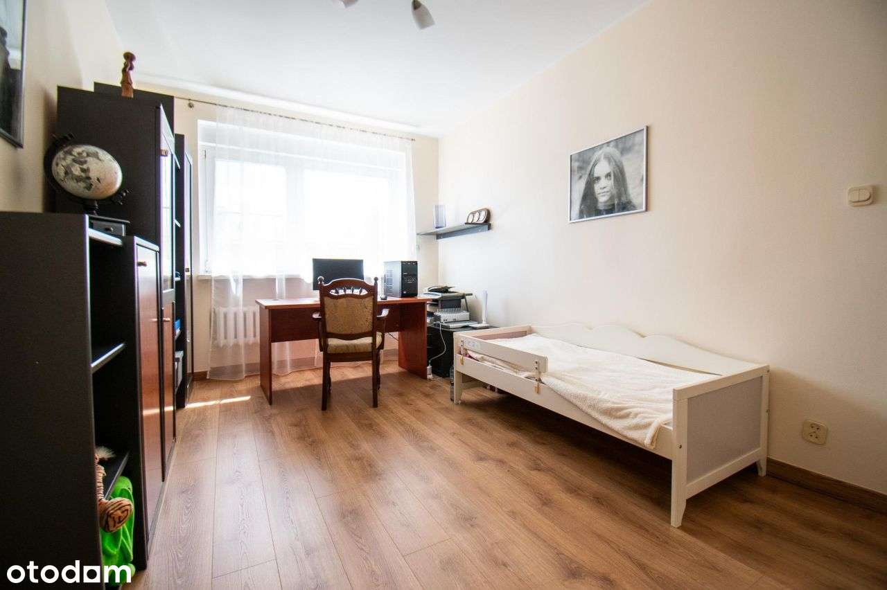 Bardzo zadbany, z dużym garażem, bez prowizji-18