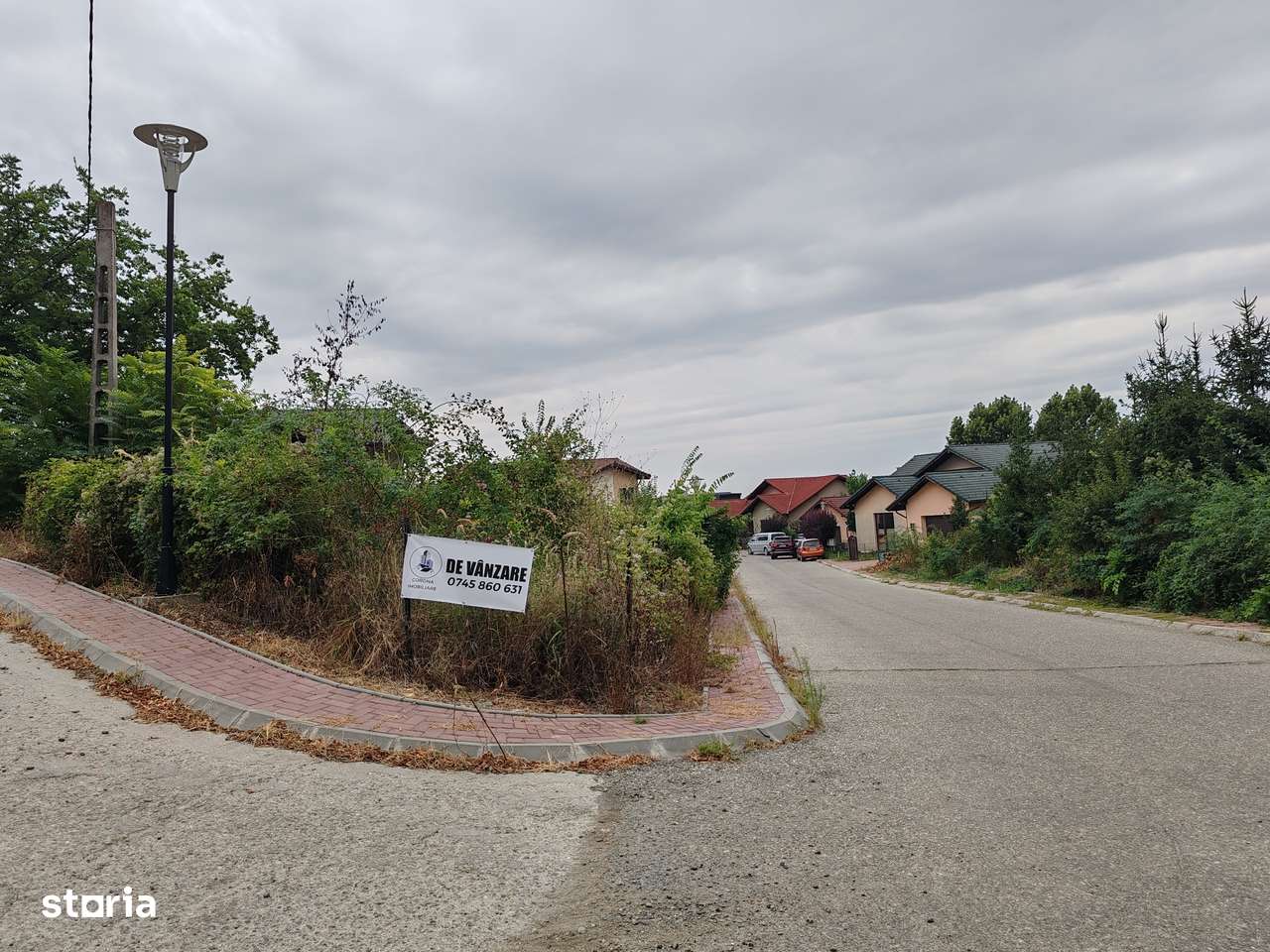 Teren 400 mp, Stefanesti, cartier Bratieni, toate utilitatile-5