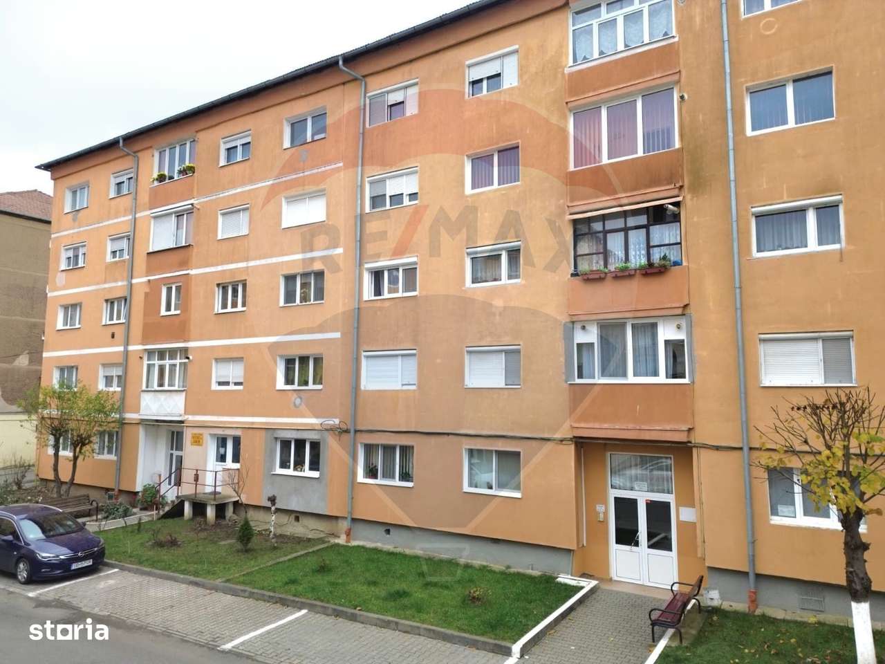 Apartament cu doua camere Vitrometan-0