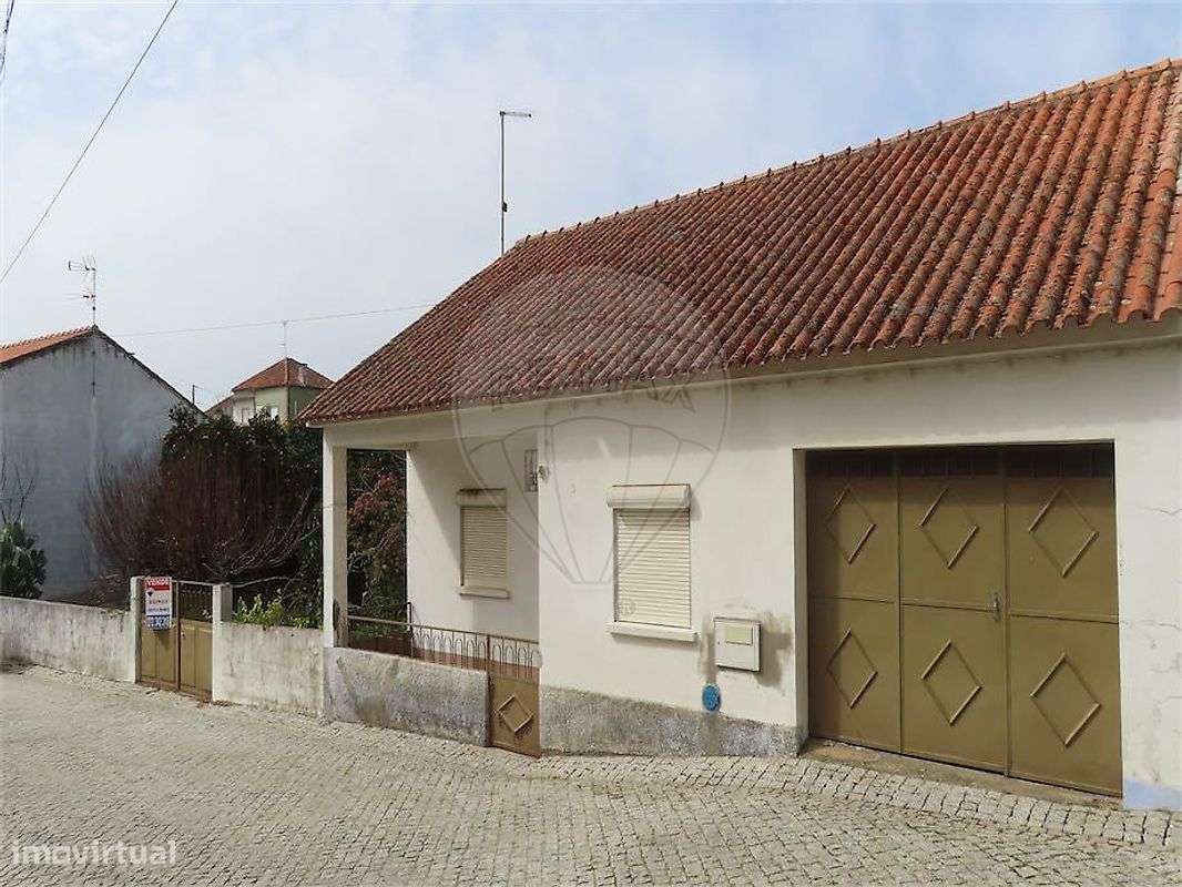 Moradia T2 para venda-40