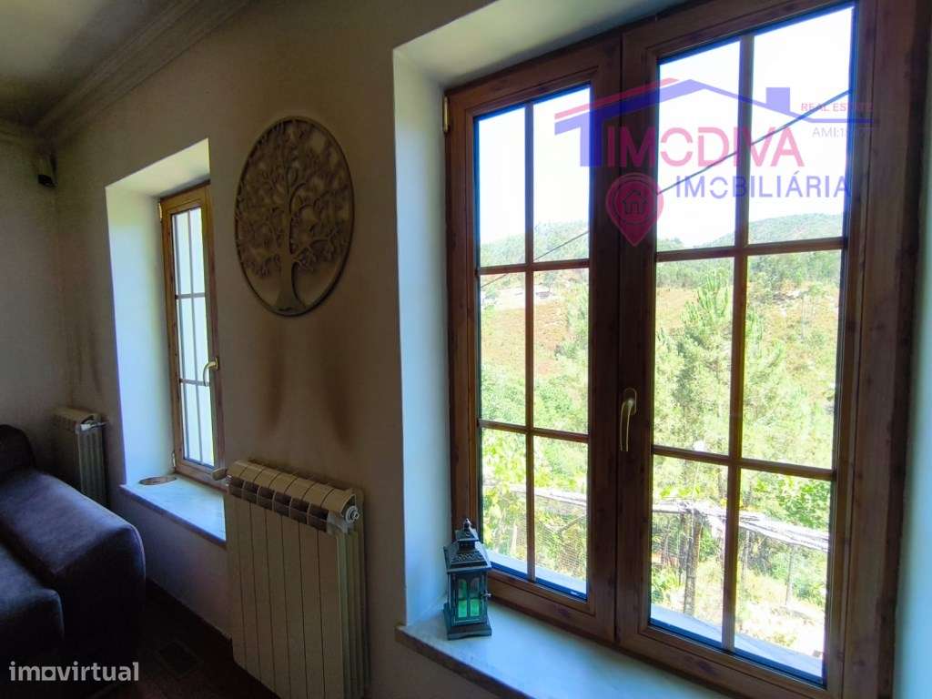 Propriedade com moradia, anexo, piscina e terreno com mais 2 ha-34