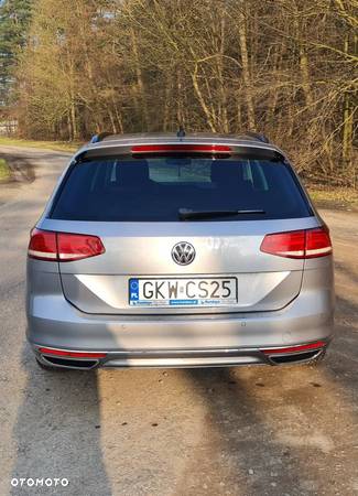 Volkswagen Passat 2.0 TDI BMT Comfortline DSG7 - 9