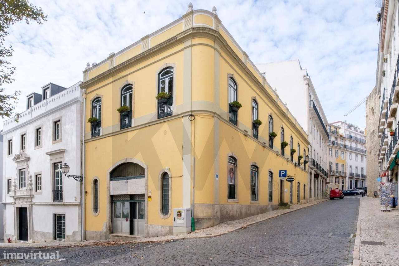 Prédio com elevado potencial de investimento, junto à Sé. - Grande imagem: 4/30