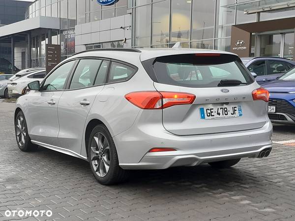 Ford Focus Turnier 1.5 EcoBlue Start-Stopp-System ST-LINE - 4