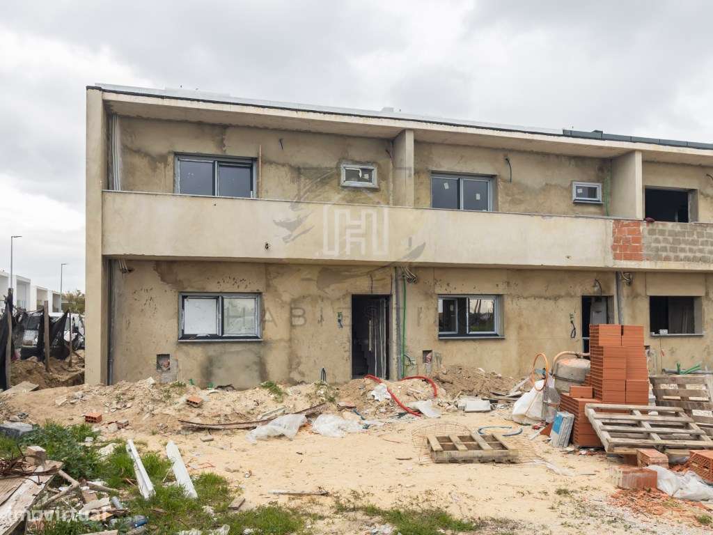 Moradias Geminadas de Arquitetura Moderna- Conforto, Espaço e Quali...-29