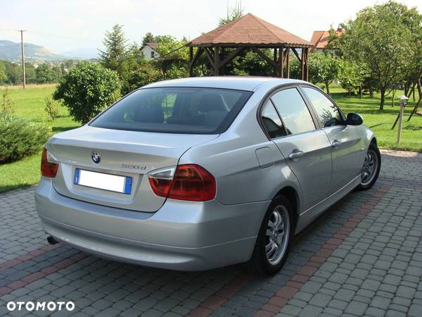 BMW Seria 3 320d - 6