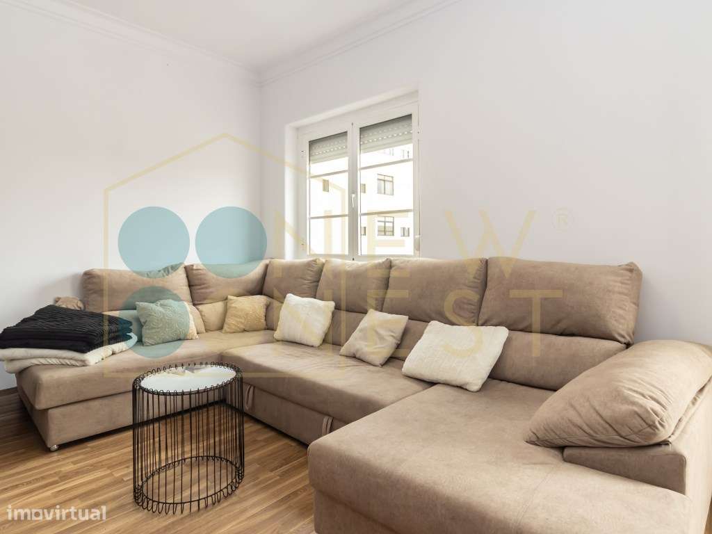 Apartamento T2+1 com excelente luz natural, varanda e logradouro co...-4