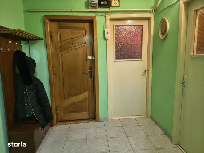 Inchiriez apartament cu 2 camere zona Mall Botosani - Imagine principală: 5/8