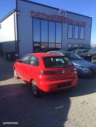 Dezmembram Seat Ibiza 1.2 benzina 12 V,an fabr. 2004 - 2