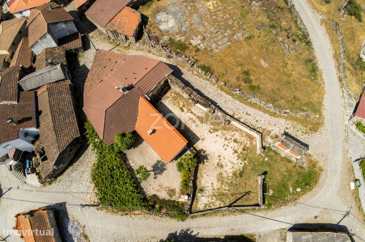 Terreno Urbano em Quintã, Vreia de Jales , Vila Pouca de Aguiar - Grande imagem: 5/13