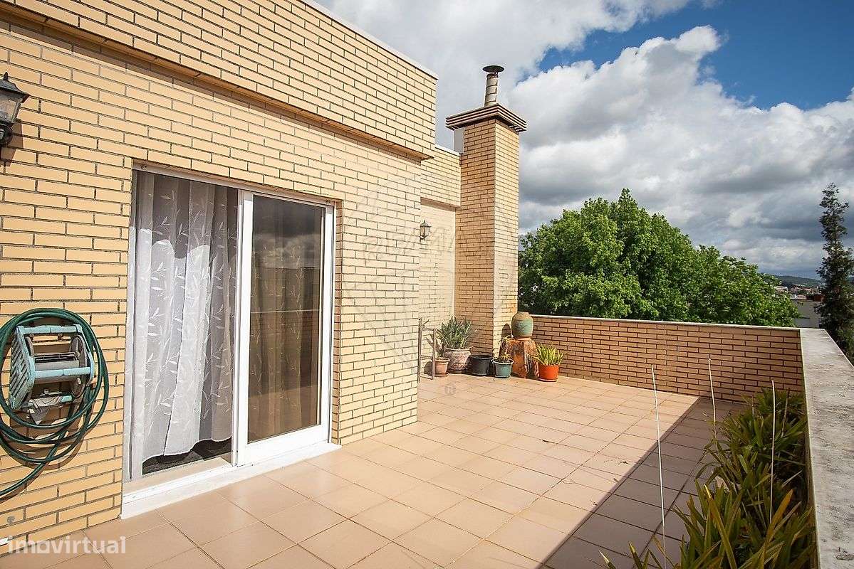Apartamento, 198 m², Braga (Maximinos, Sé e Cividade)-33