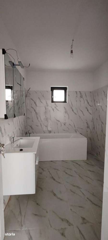 CLINCENI - casa 3 Camere | 300mp teren | la cheie, posibilitate rate - Imagine principală: 5/8