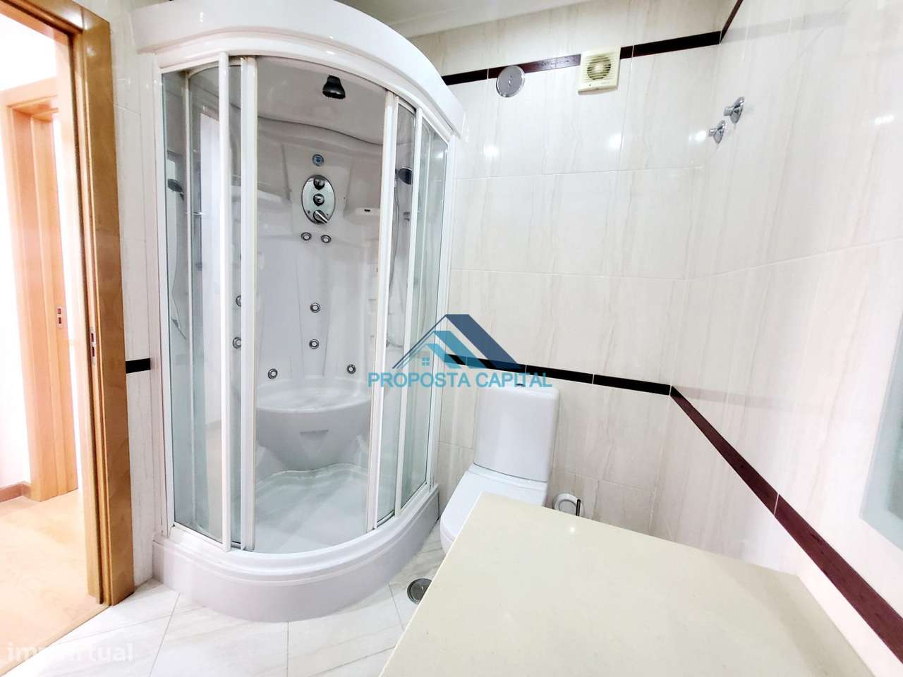 APARTAMENTO T3 C/ 4 LUGARES DE ESTACIONAMENTO | COLINAS DO CRUZEIRO-35