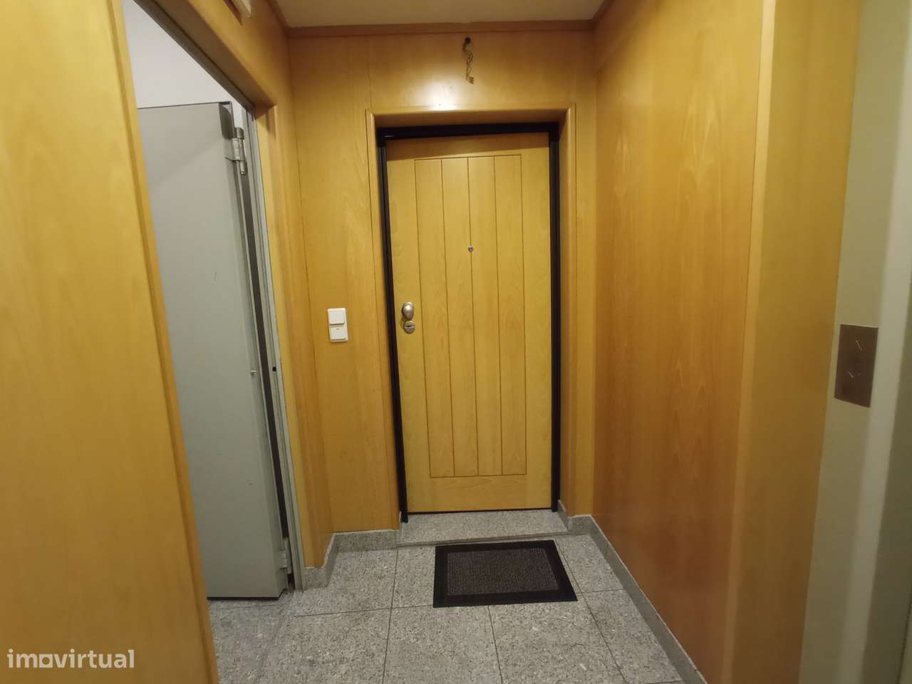 Apartamento T1 com Garagem - Paranhos - Porto - Grande imagem: 3/19