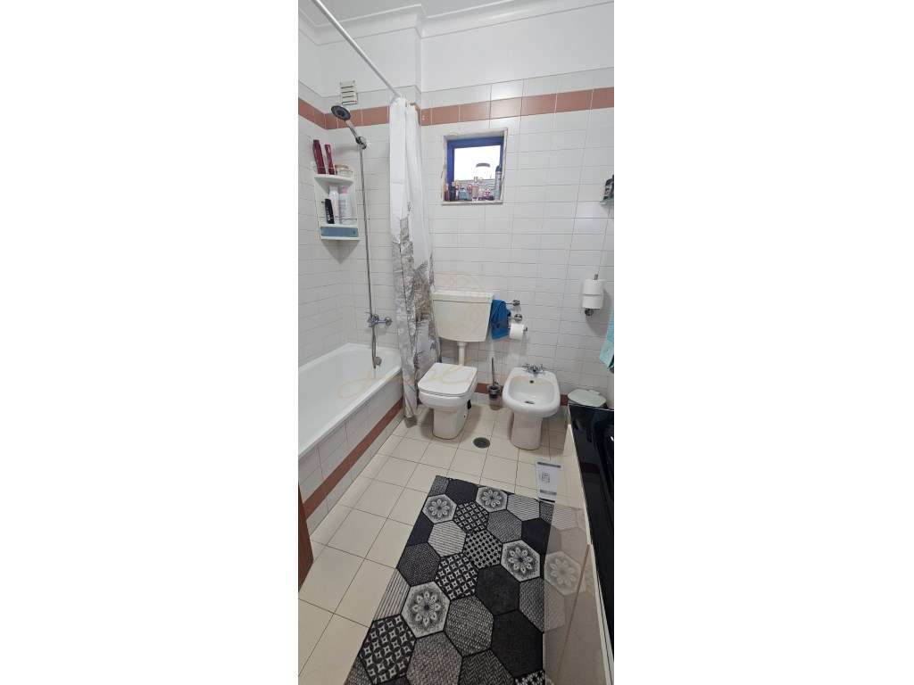 EXCLUSIVO!! Apartamento T2 na Cotovia-17