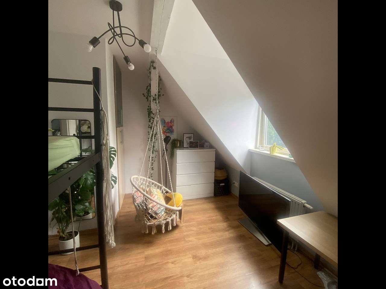 Mieszkanie 2 pokoje , teren zamknięty , atrakcyjna cena-12