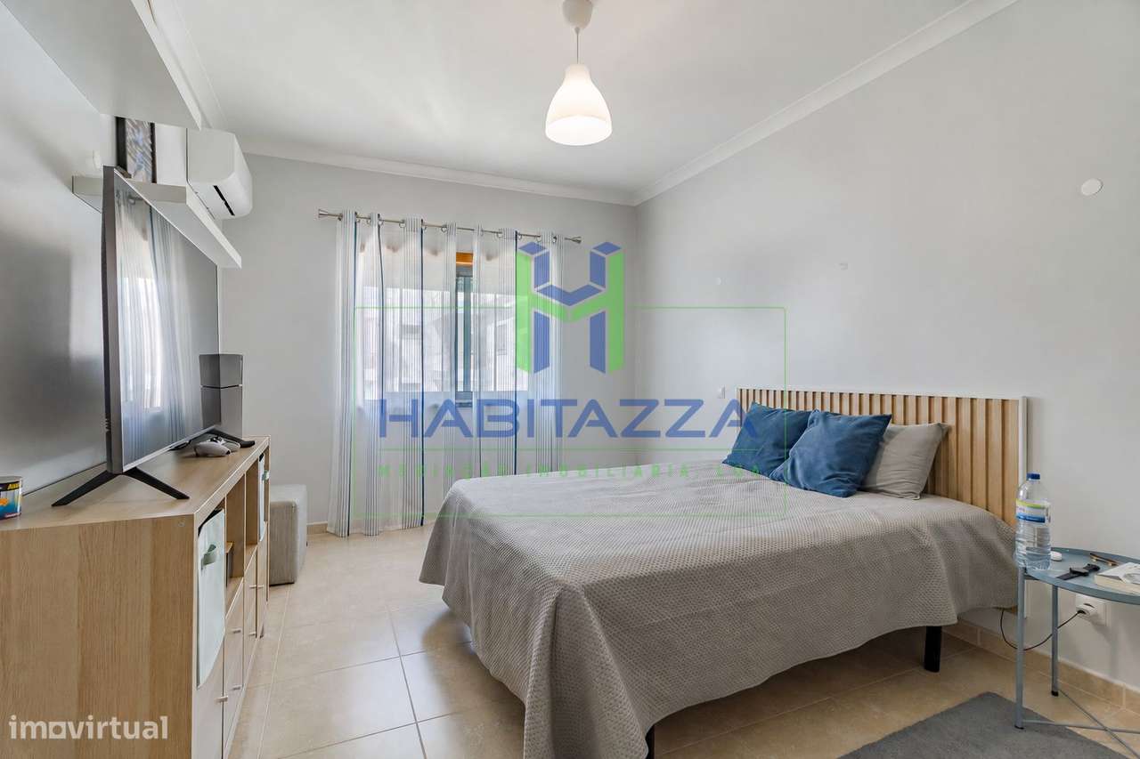 Apartamento T3 Topfloor para venda, em Lagos-16