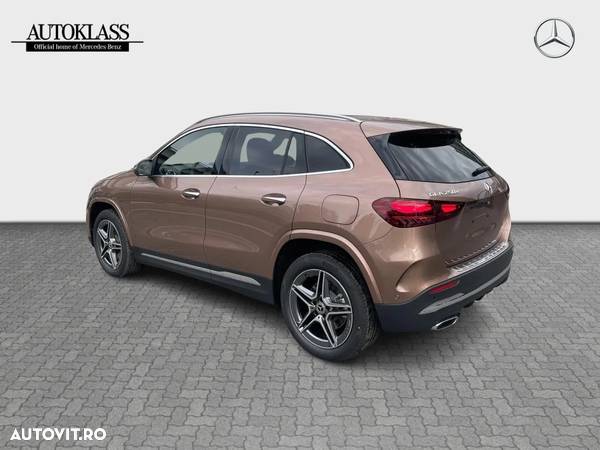 Mercedes-Benz GLA - 7