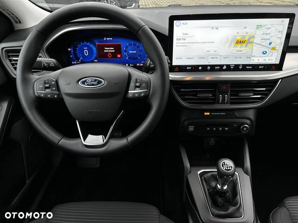 Ford Focus 1.0 EcoBoost Titanium Design - 14