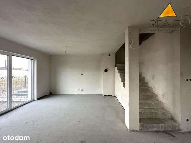 Dom z 4 sypialniami i garażem-Bez Prowizji-7