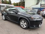 Lexus UX 250h FWD Business - 21