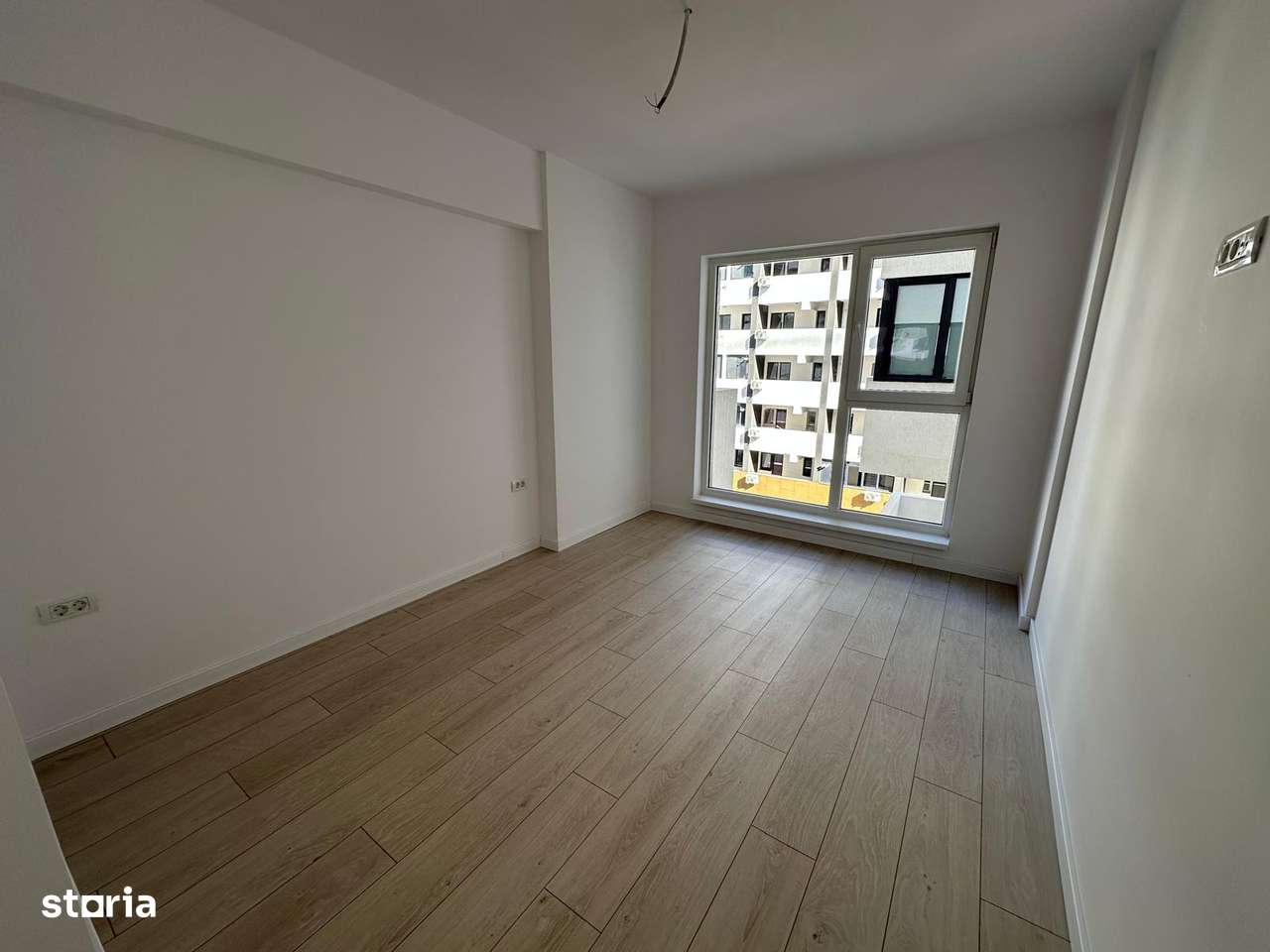 Apartament 2 camere decomandat/mutare imediata/7 minute Metrou Berceni