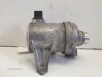 Volvo V40 II 1.5 T turbo POMPA WODY 31368715 - 3