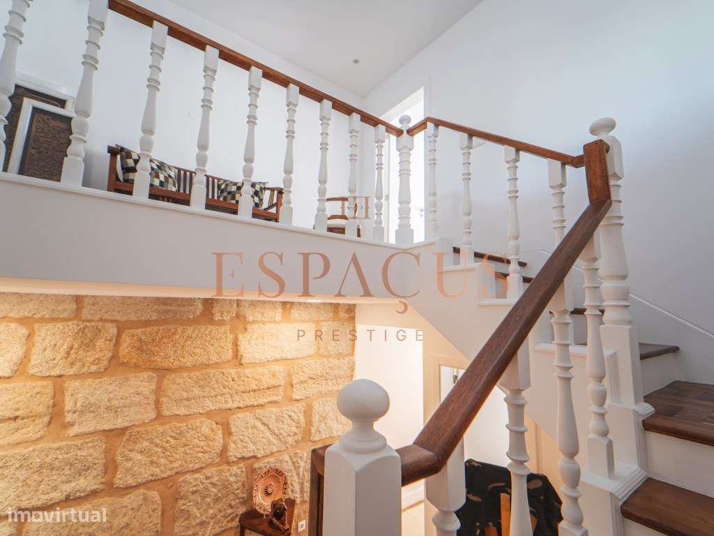 Moradia T3 em Banda no Coração de Viana do Castelo-17