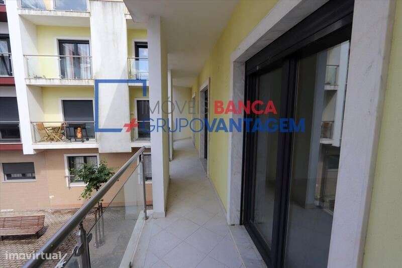 T4 situado em Pinhal Novo - Grande imagem: 5/11