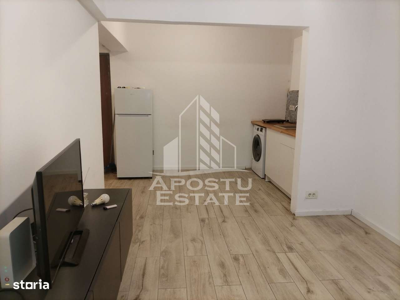 Apartament cu 2 camere, etajul 1, renovat, zona Steaua - Imagine principală: 2/7
