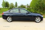 BMW Seria 3 320d Sport Line - 6