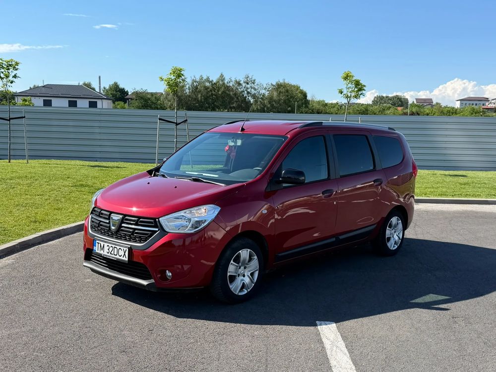 Dacia Lodgy 1.5 Blue dCi Laureate 2021