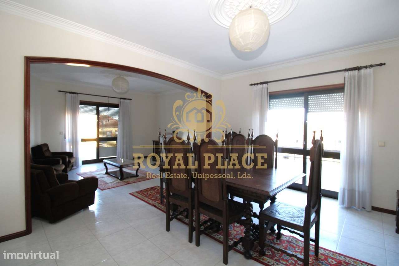 Moradia com loja e garagem em Fiães - RESERVADO - Grande imagem: 5/27