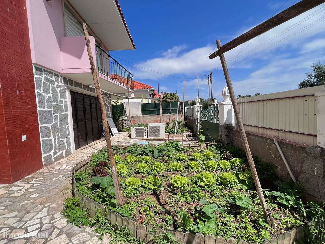 Propriedade remodelada V5 com terrenos anexos! - Grande imagem: 5/18