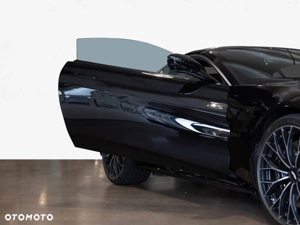 Aston Martin V8 Vantage Standard - 13