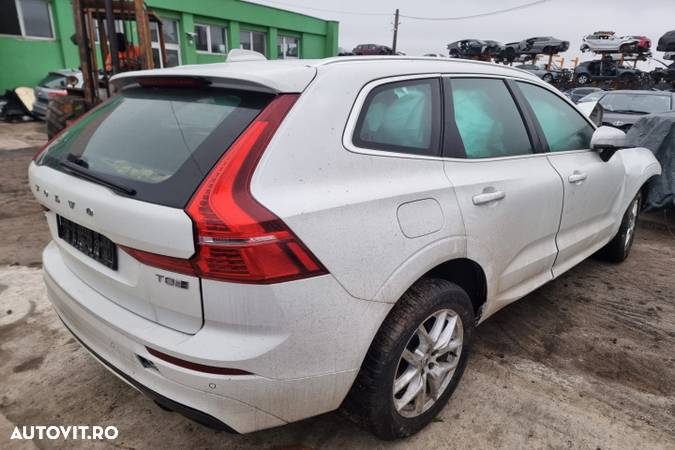 interior complet scaune fata piele alcantara vas lichid parbriz servo expansiune praguri haion portbagaj plafoniera Volvo XC 60 2, an 2018, motor 2.0 benzina plug-in hybrid, 320cp,  dezmembrez dezmembrari - 1