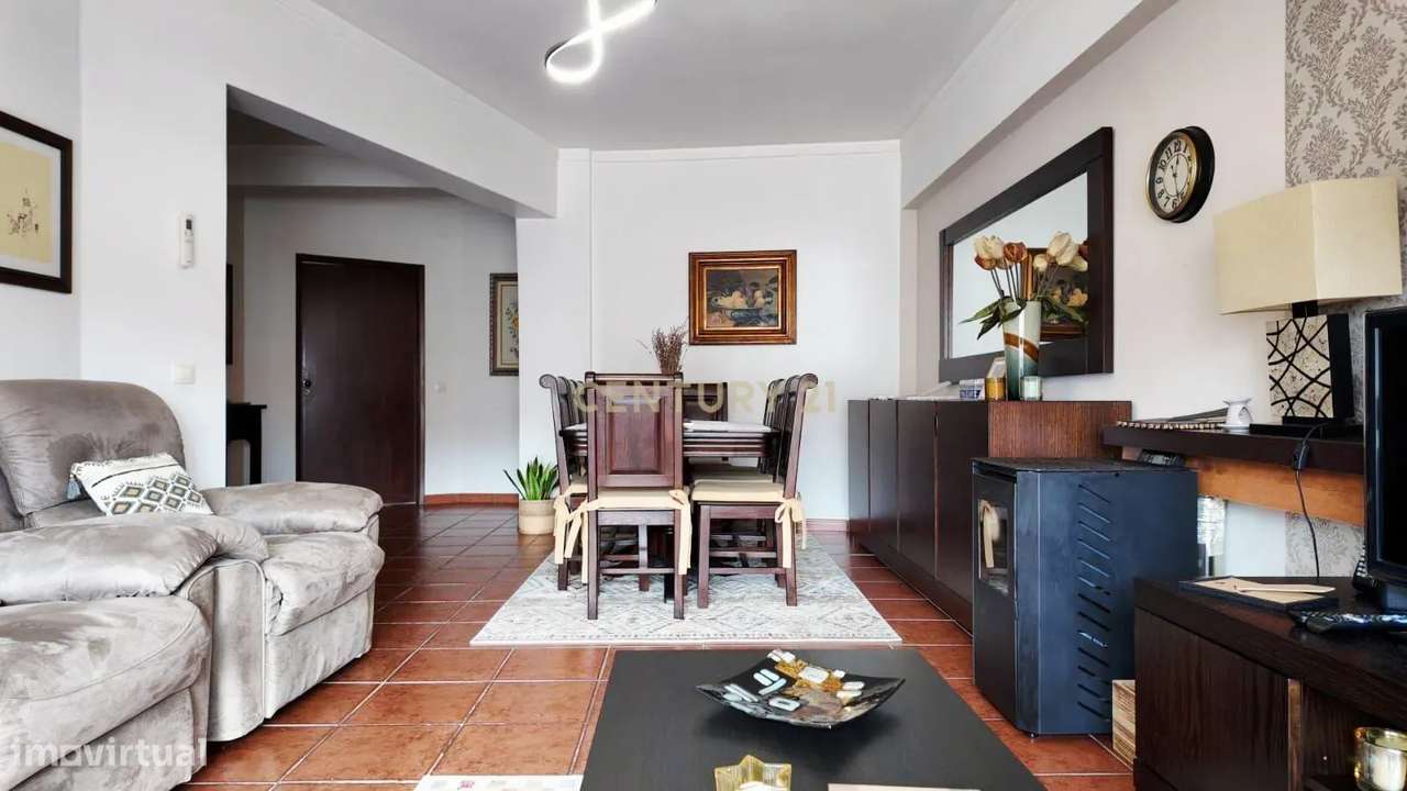 Apartamento Renovado em Castelo Branco com Vista Panorâmica - Grande imagem: 4/14