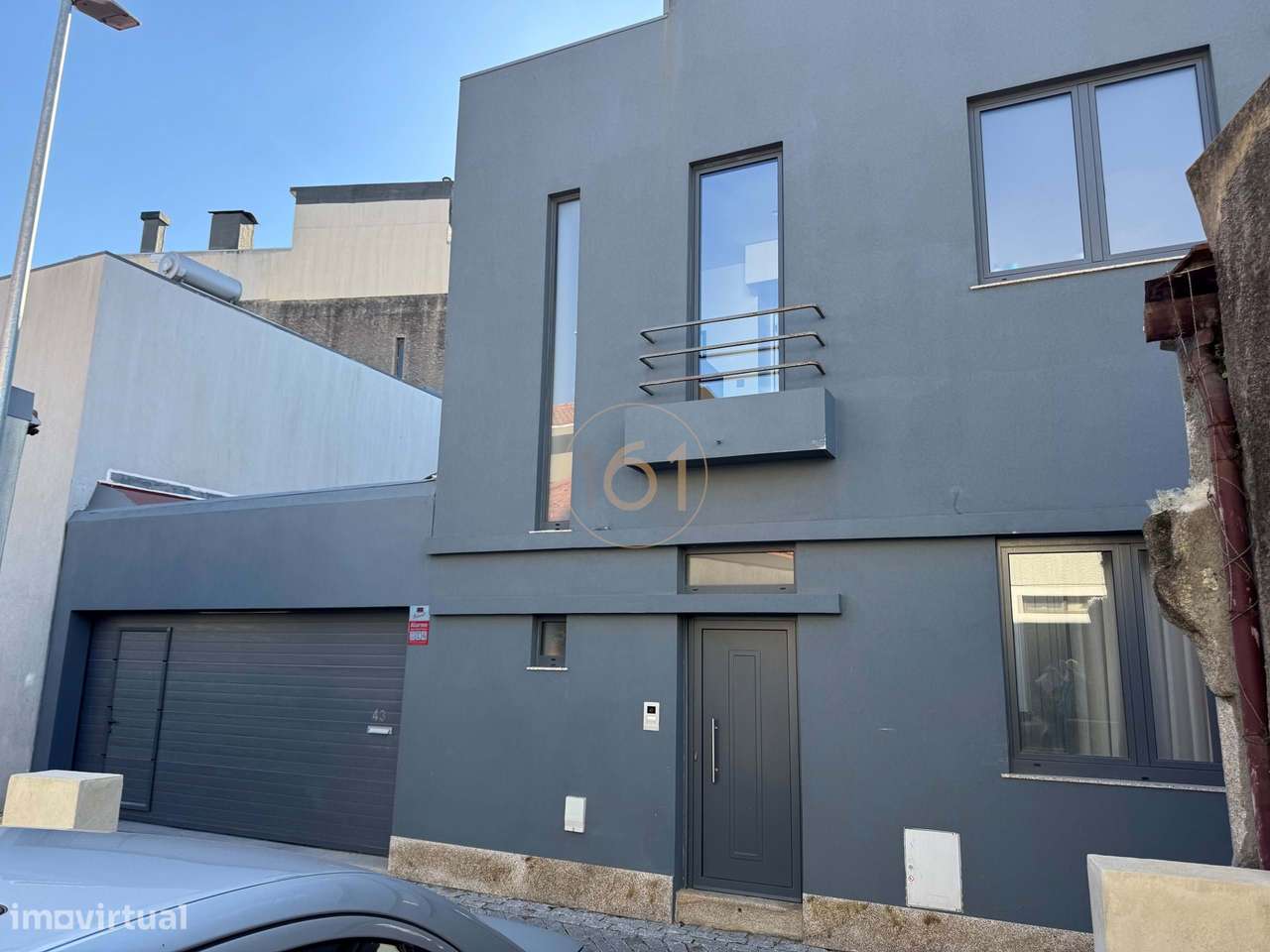 Moradia T3 para venda com logradouro em Lordelo do Ouro-30