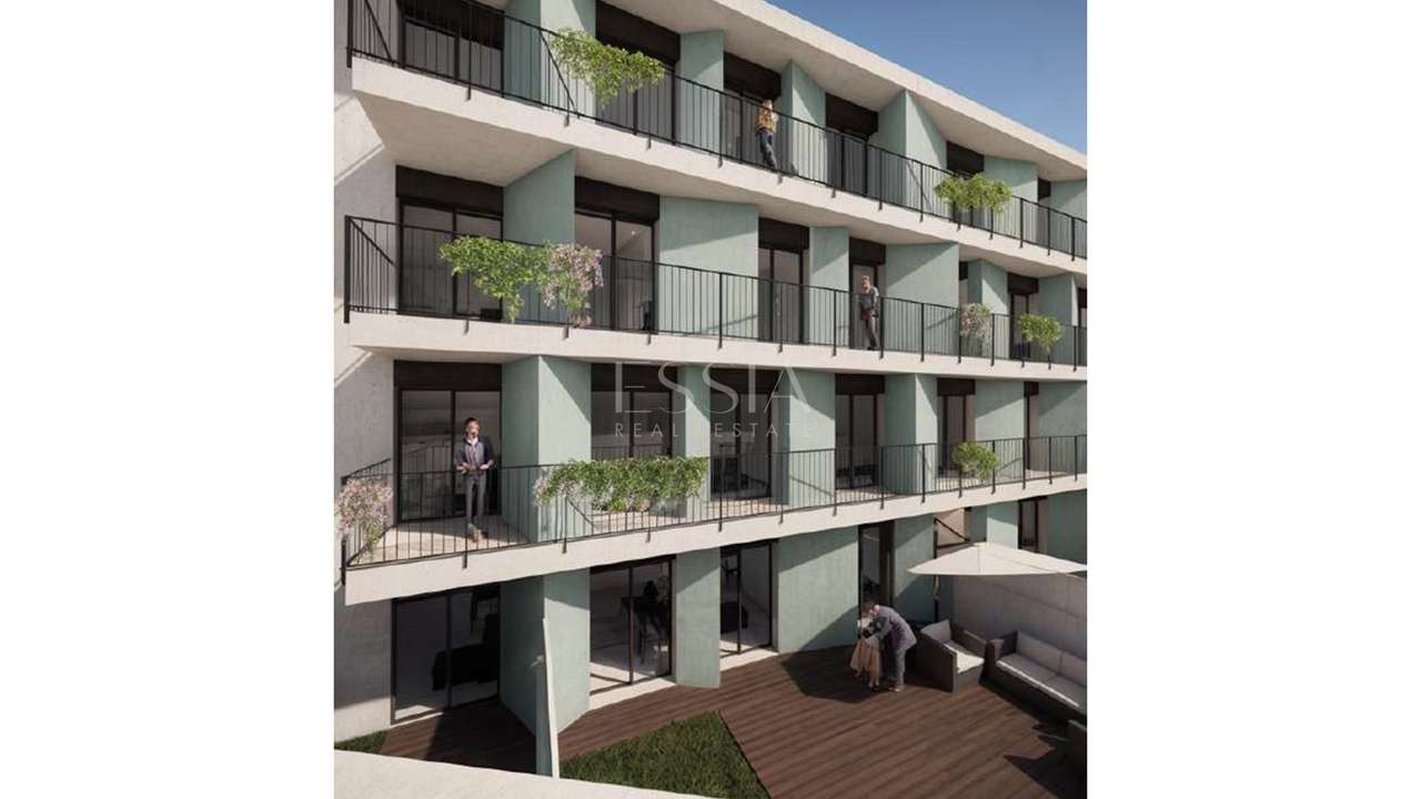 Apartamento T0 com Varanda no Empreendimento CC FLATS-15