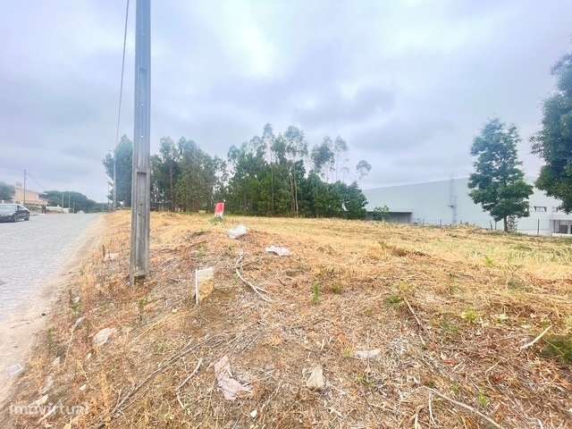 Terreno com 606m2, localizado próximo do Centro de Canelas!-13