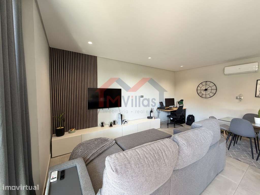 Apartamento T2 no centro com garagem e grande terraço - Almancil - Grande imagem: 3/19