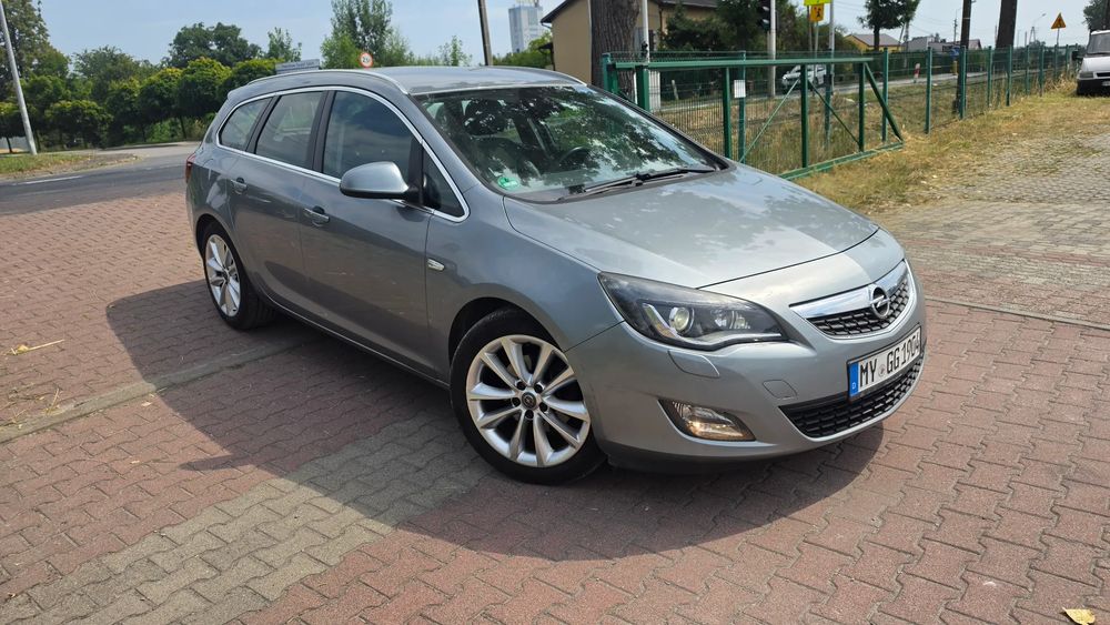 Opel Astra J (2009-2019) 1.7 CDTI DPF Cosmo 2011