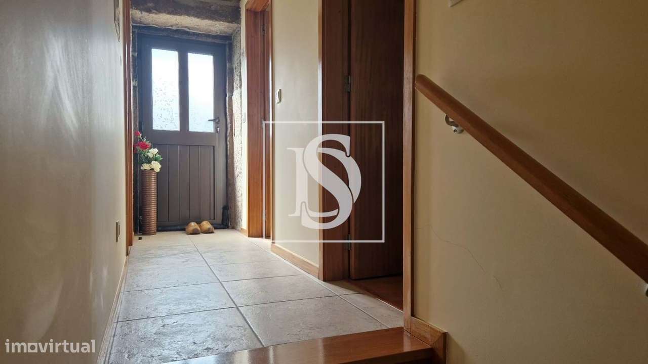 Vivenda Rústica T2- Renovada para venda em Salamonde Vieira do Minho-17