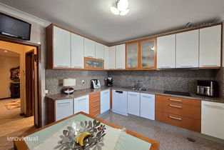 Apartamento T3 no Centro de Leça da Palmeira - Grande imagem: 5/32