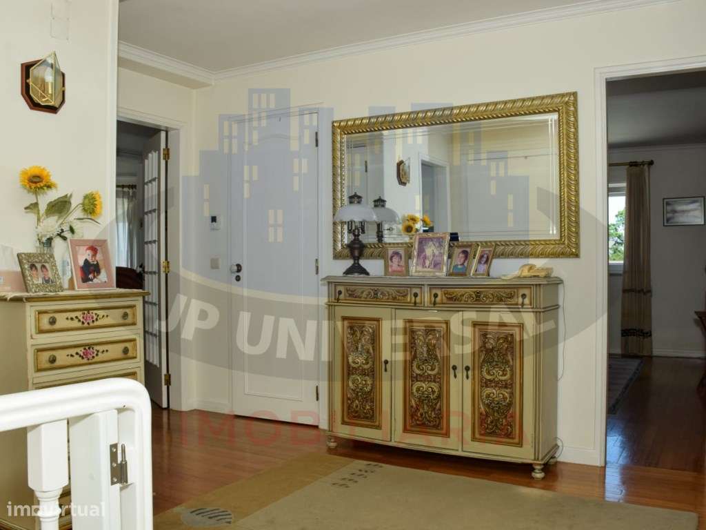 APARTAMENTO T5 NA AVENIDA MARQUÊS DE POMBAL DE LEIRIA COM VISTA PAR...-18